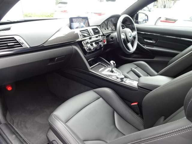 ＢＭＷ Ｍ４クーペ コンペティション Ｍ ＤＣＴ ドライブロジック R1年 (近畿) 99