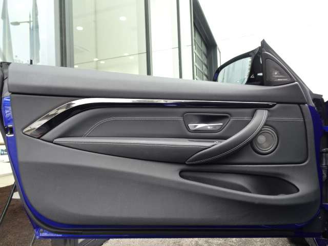 ＢＭＷ Ｍ４クーペ コンペティション Ｍ ＤＣＴ ドライブロジック R1年 (近畿) 99