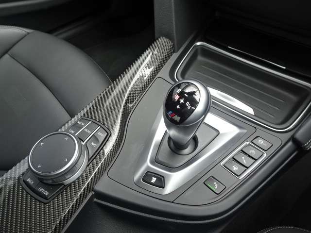 ＢＭＷ Ｍ４クーペ コンペティション Ｍ ＤＣＴ ドライブロジック R1年 (近畿) 99