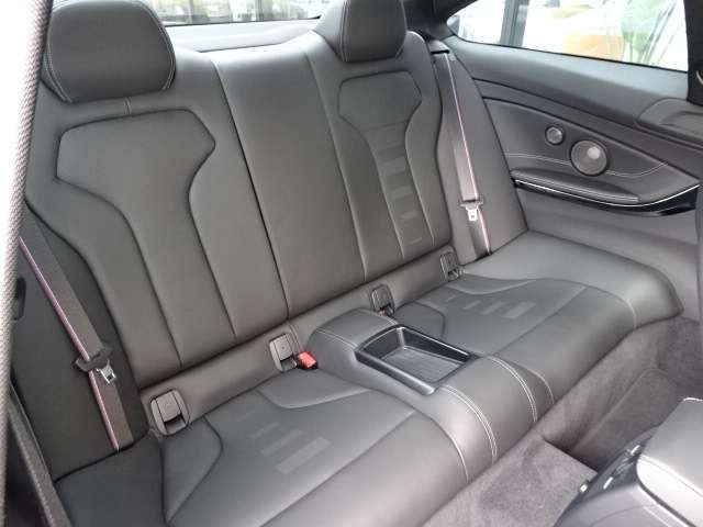 ＢＭＷ Ｍ４クーペ コンペティション Ｍ ＤＣＴ ドライブロジック R1年 (近畿) 99