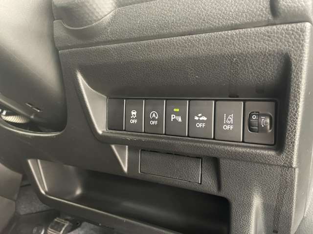 スズキ クロスビー １．０ ハイブリッド ＭＸ スズキ セーフティ サポートパッケージ装着車 ４ＷＤ H30年 (北海道) 99