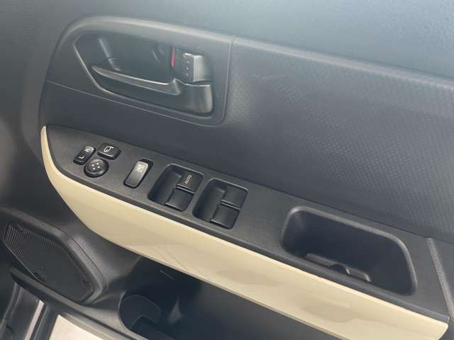 スズキ クロスビー １．０ ハイブリッド ＭＸ スズキ セーフティ サポートパッケージ装着車 ４ＷＤ H30年 (北海道) 99