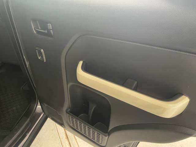 スズキ クロスビー １．０ ハイブリッド ＭＸ スズキ セーフティ サポートパッケージ装着車 ４ＷＤ H30年 (北海道) 99