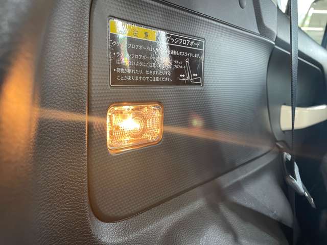 スズキ クロスビー １．０ ハイブリッド ＭＸ スズキ セーフティ サポートパッケージ装着車 ４ＷＤ H30年 (北海道) 99