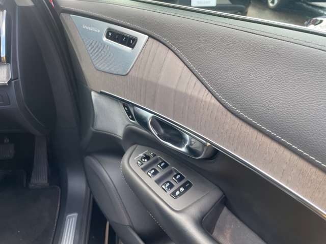 ボルボ ＸＣ９０ Ｂ６ ＡＷＤ インスクリプション ４ＷＤ R3年 (東北) 99