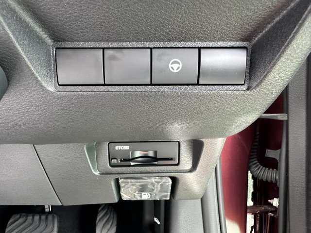 日産 ノートオーラ １．２ Ｇ レザーエディション R4年 (東海) 99