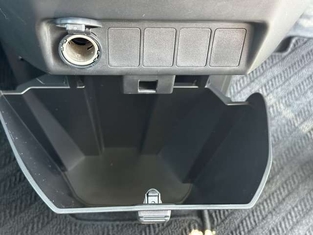 ダイハツ トール １．０ Ｘ R4年 (東海) 99