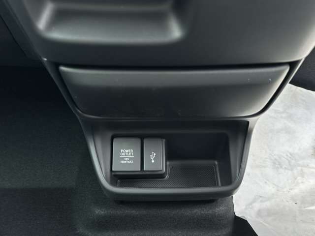 ホンダ フリード＋ １．５ クロスター R6年 (東海) 99