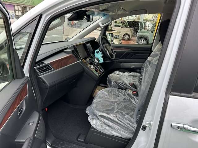 三菱 デリカ　Ｄ：５ ２．２ Ｐ ディーゼルターボ ４ＷＤ R6年 (東海) 99