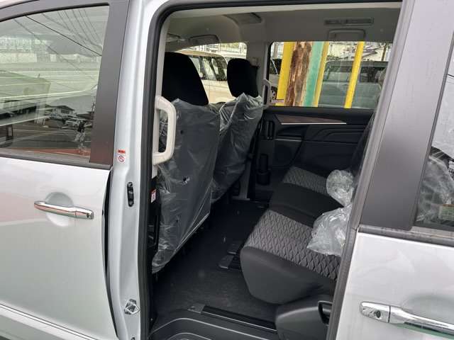 三菱 デリカ　Ｄ：５ ２．２ Ｐ ディーゼルターボ ４ＷＤ R6年 (東海) 99