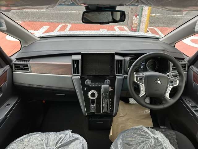 三菱 デリカ　Ｄ：５ ２．２ Ｐ ディーゼルターボ ４ＷＤ R6年 (東海) 99