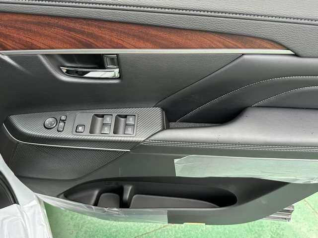 三菱 デリカ　Ｄ：５ ２．２ Ｐ ディーゼルターボ ４ＷＤ R6年 (東海) 99