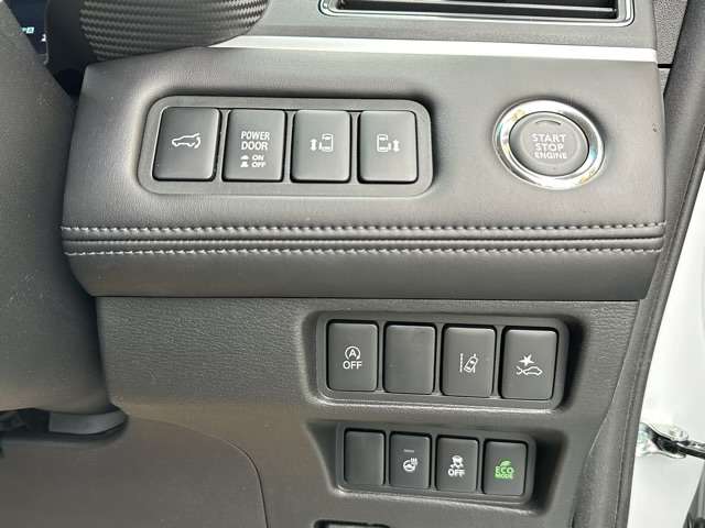 三菱 デリカ　Ｄ：５ ２．２ Ｐ ディーゼルターボ ４ＷＤ R6年 (東海) 99