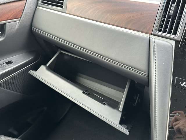 三菱 デリカ　Ｄ：５ ２．２ Ｐ ディーゼルターボ ４ＷＤ R6年 (東海) 99