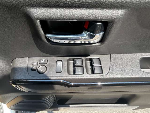 スズキ ハスラー ６６０ ハイブリッド Ｘ ４ＷＤ R6年 () 99