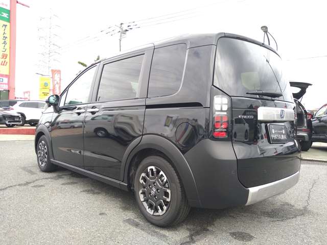 ホンダ フリード　ハイブリッド １．５ Ｅ：ＨＥＶ クロスター R6年 (九州・沖縄) 99