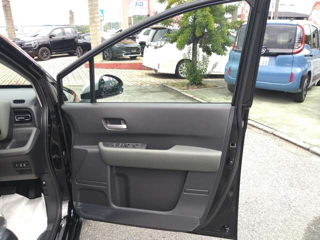 ホンダ フリード　ハイブリッド １．５ Ｅ：ＨＥＶ クロスター R6年 (九州・沖縄) 99