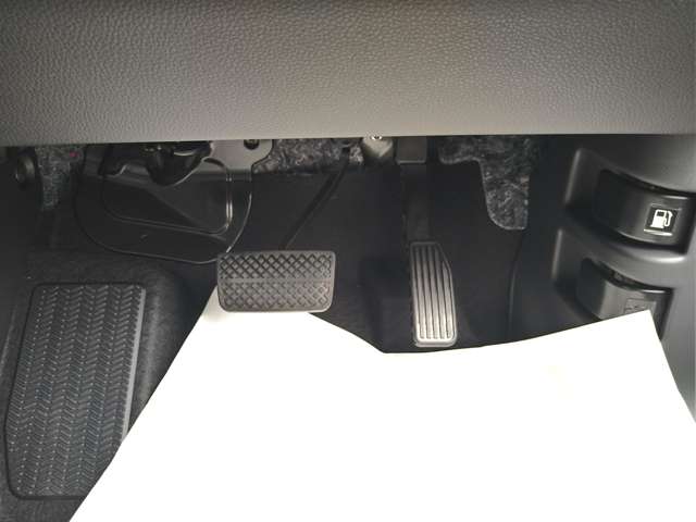 ホンダ フリード　ハイブリッド １．５ Ｅ：ＨＥＶ クロスター R6年 (九州・沖縄) 99