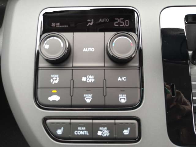 ホンダ フリード　ハイブリッド １．５ Ｅ：ＨＥＶ クロスター R6年 (九州・沖縄) 99