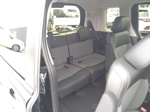 ホンダ フリード　ハイブリッド １．５ Ｅ：ＨＥＶ クロスター R6年 (九州・沖縄) 99