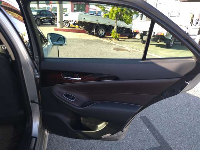 トヨタ クラウン ２．５ ロイヤルサルーン H28年 (九州・沖縄) 99