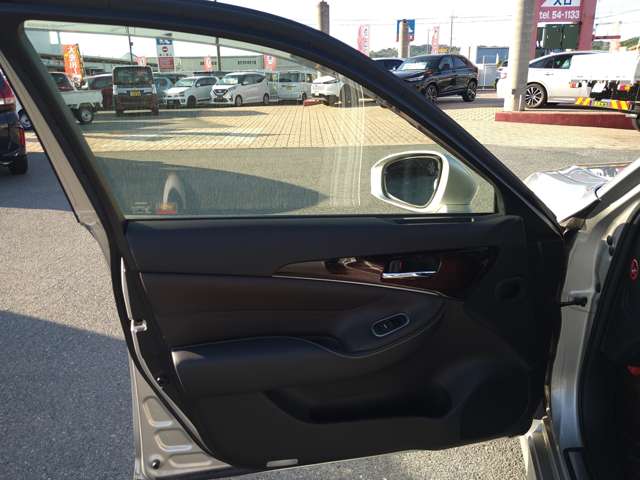 トヨタ クラウン ２．５ ロイヤルサルーン H28年 (九州・沖縄) 99