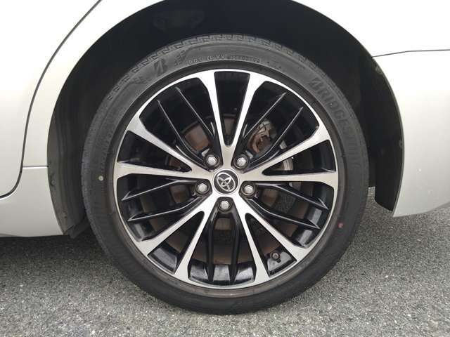 トヨタ カムリ ２．５ ＷＳ レザーパッケージ R1年 (九州・沖縄) 99