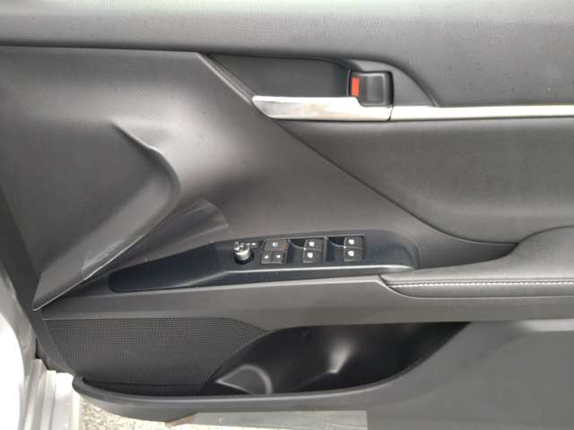 トヨタ カムリ ２．５ ＷＳ レザーパッケージ R1年 (九州・沖縄) 99