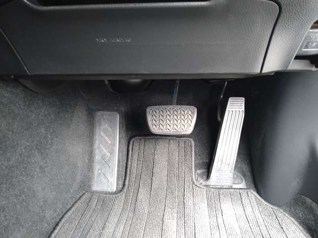 トヨタ カムリ ２．５ ＷＳ レザーパッケージ R1年 (九州・沖縄) 99