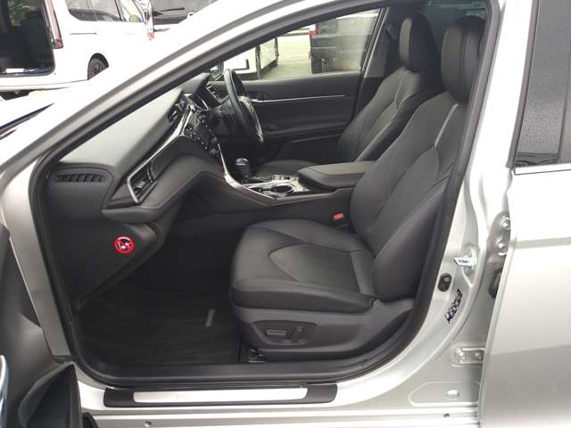 トヨタ カムリ ２．５ ＷＳ レザーパッケージ R1年 (九州・沖縄) 99