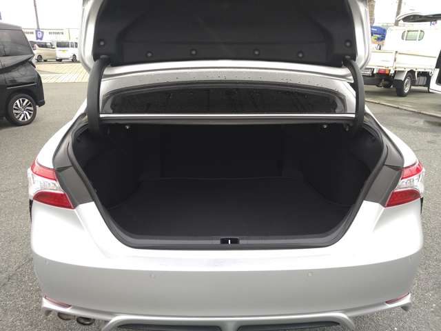 トヨタ カムリ ２．５ ＷＳ レザーパッケージ R1年 (九州・沖縄) 99