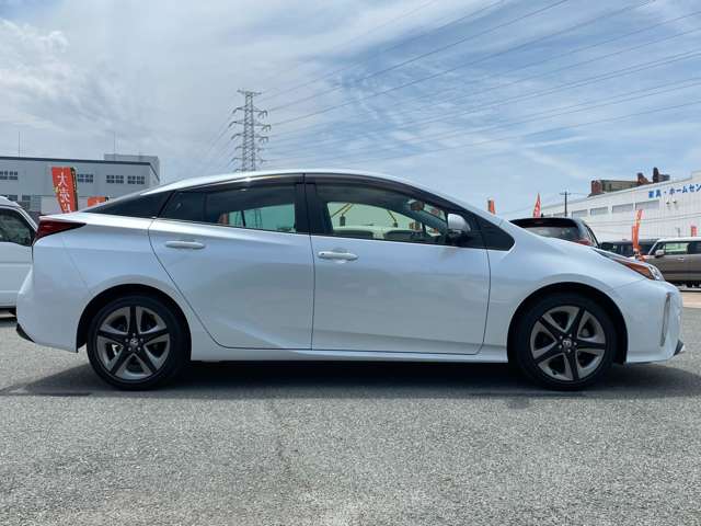 トヨタ プリウス １．８ Ｓ ツーリングセレクション R2年 (九州・沖縄) 99