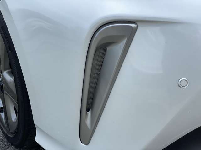 トヨタ プリウス １．８ Ｓ ツーリングセレクション R2年 (九州・沖縄) 99