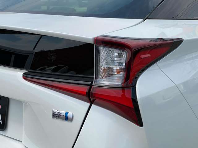 トヨタ プリウス １．８ Ｓ ツーリングセレクション R2年 (九州・沖縄) 99