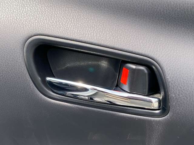 トヨタ プリウス １．８ Ｓ ツーリングセレクション R2年 (九州・沖縄) 99