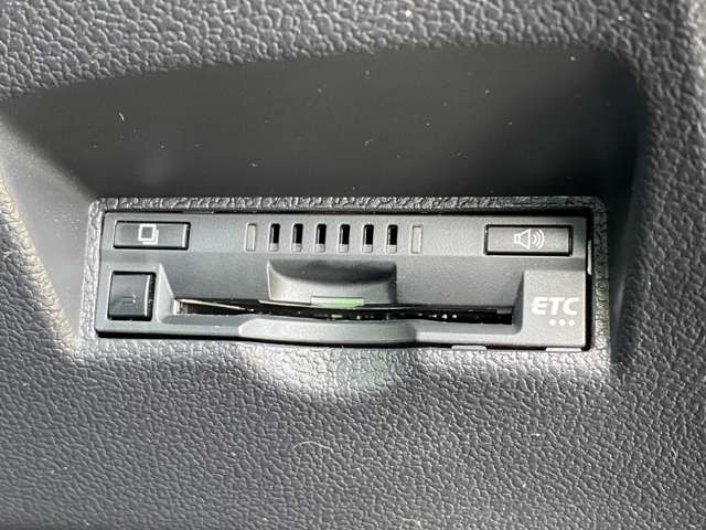 トヨタ プリウス １．８ Ｓ ツーリングセレクション R2年 (九州・沖縄) 99