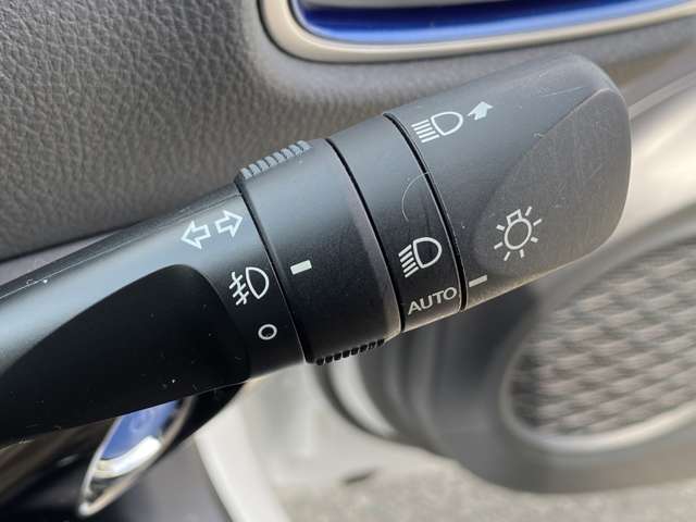 トヨタ プリウス １．８ Ｓ ツーリングセレクション R2年 (九州・沖縄) 99