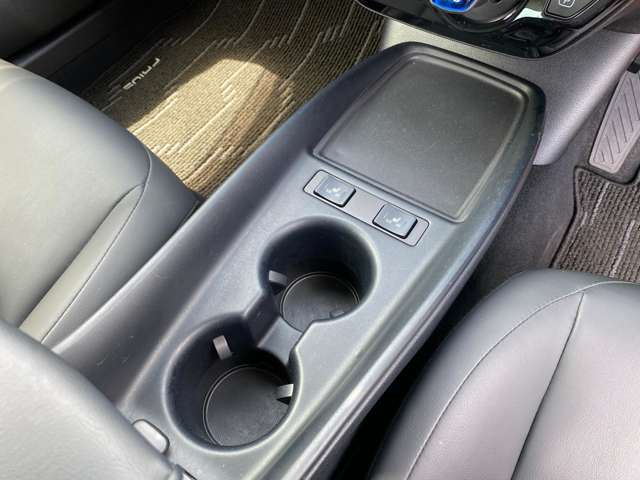 トヨタ プリウス １．８ Ｓ ツーリングセレクション R2年 (九州・沖縄) 99