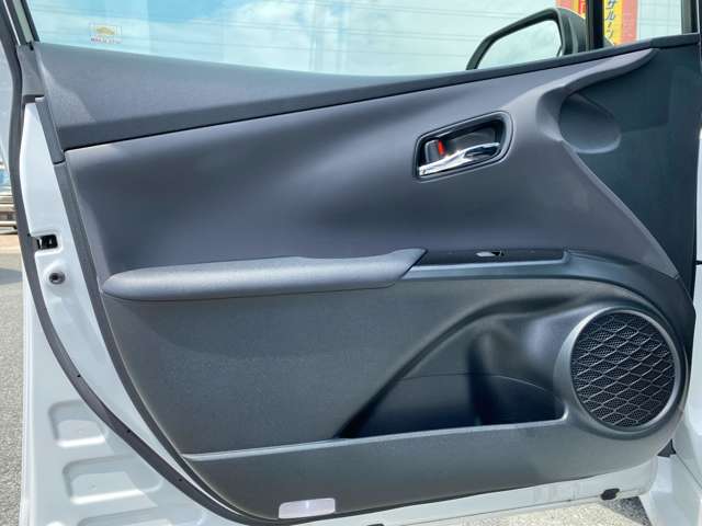 トヨタ プリウス １．８ Ｓ ツーリングセレクション R2年 (九州・沖縄) 99