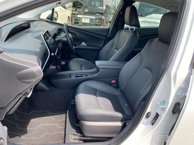 トヨタ プリウス １．８ Ｓ ツーリングセレクション R2年 (九州・沖縄) 99