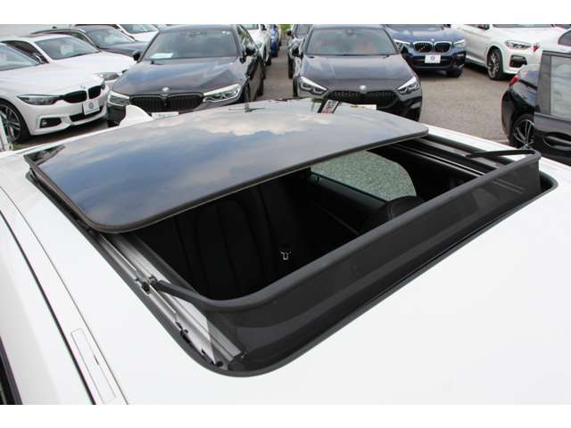 ＢＭＷ ２シリーズ Ｍ２３５Ｉ Ｘドライブ ４ＷＤ R2年 (関東) 99