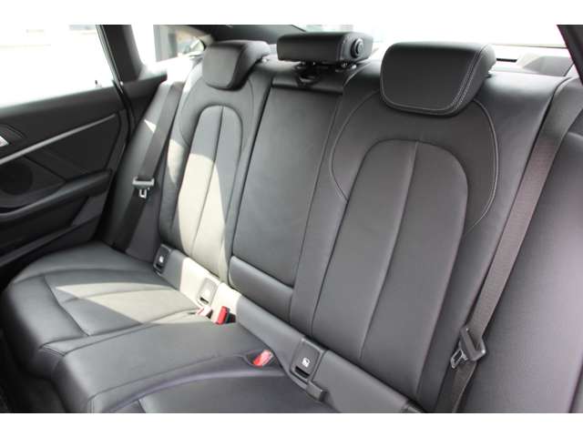 ＢＭＷ ２シリーズ Ｍ２３５Ｉ Ｘドライブ ４ＷＤ R2年 (関東) 99