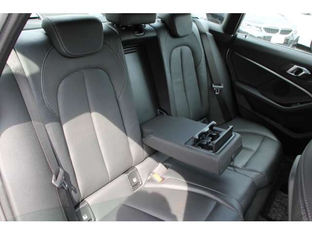 ＢＭＷ ２シリーズ Ｍ２３５Ｉ Ｘドライブ ４ＷＤ R2年 (関東) 99