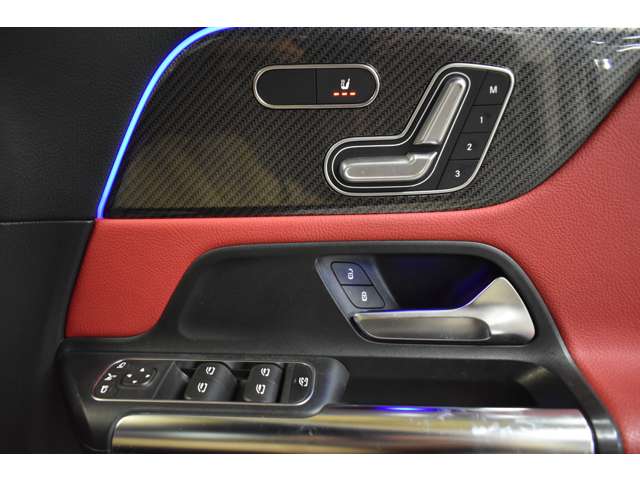 メルセデスベンツ Ｂクラス Ｂ１８０ ＡＭＧライン R1年 (関東) 99