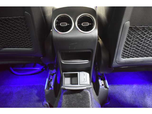 メルセデスベンツ Ｂクラス Ｂ１８０ ＡＭＧライン R1年 (関東) 99