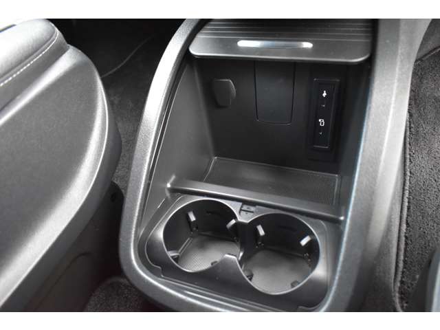 メルセデスベンツ Ｖクラス Ｖ２２０ Ｄ アバンギャルド ＡＭＧライン ディーゼルターボ R3年 (関東) 99