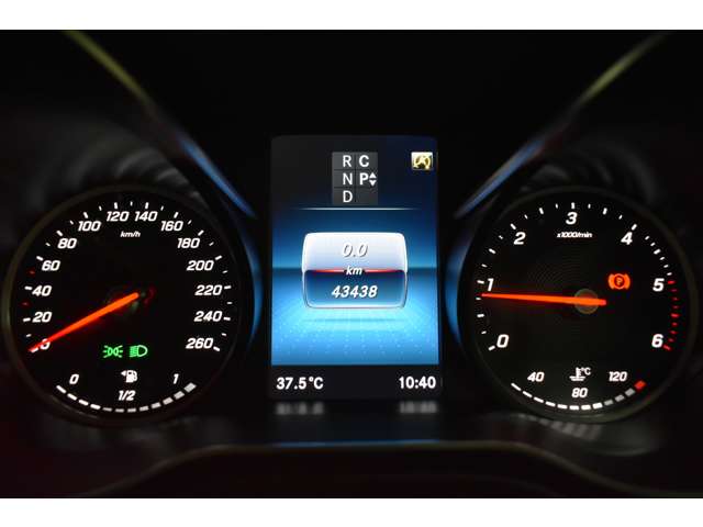 メルセデスベンツ Ｖクラス Ｖ２２０ Ｄ アバンギャルド ＡＭＧライン ディーゼルターボ R3年 (関東) 99