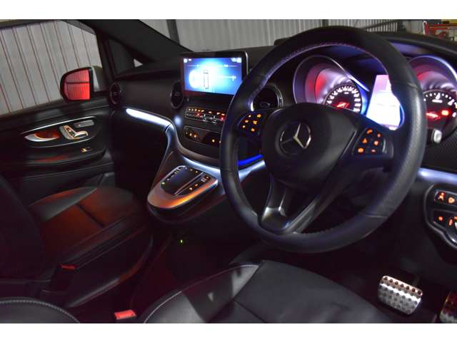 メルセデスベンツ Ｖクラス Ｖ２２０ Ｄ アバンギャルド ＡＭＧライン ディーゼルターボ R3年 (関東) 99