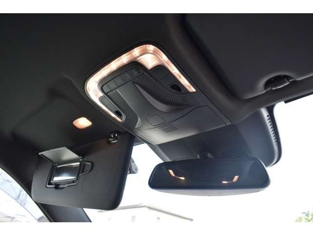 メルセデスベンツ Ｖクラス Ｖ２２０ Ｄ アバンギャルド ＡＭＧライン ディーゼルターボ R3年 (関東) 99