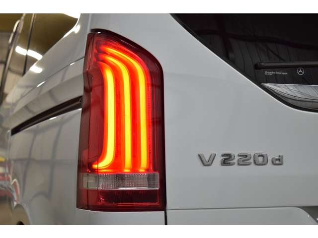 メルセデスベンツ Ｖクラス Ｖ２２０ Ｄ アバンギャルド ＡＭＧライン ディーゼルターボ R3年 (関東) 99